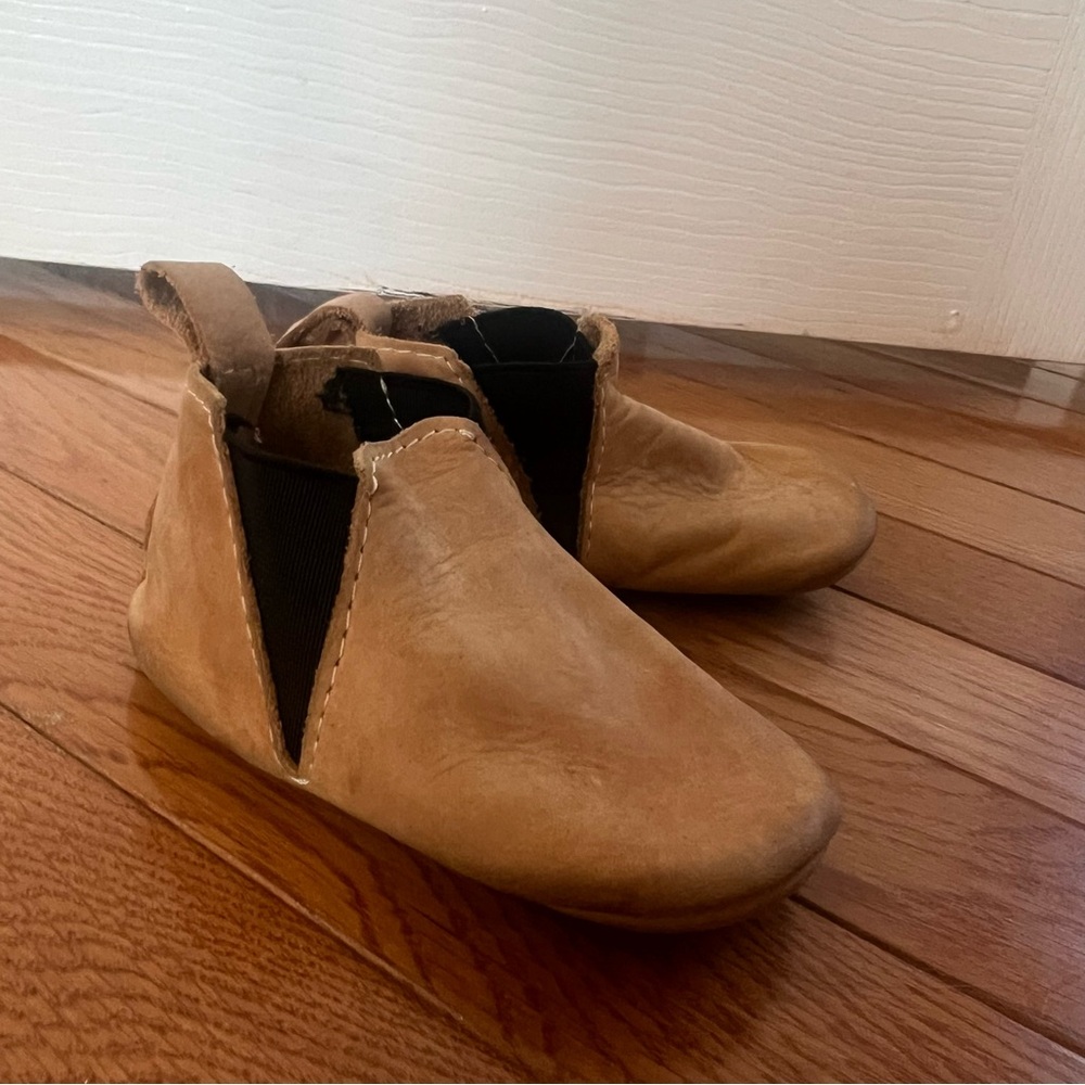 Freshly Picked Leather Hard Sole Chelsea Booties